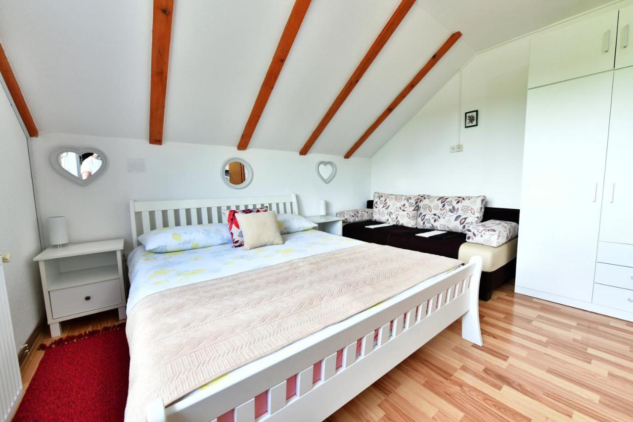 Apartment Andreja *