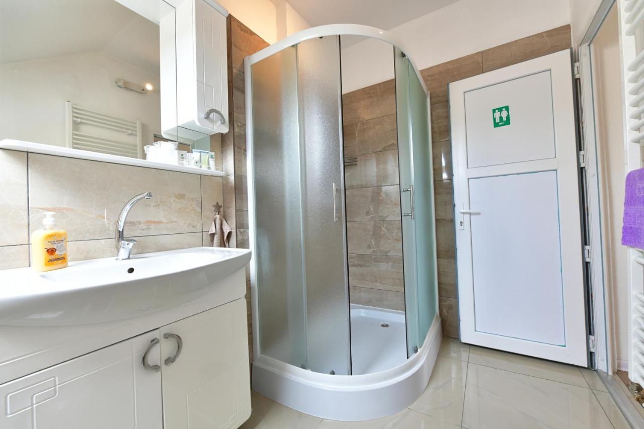 Apartment Andreja *